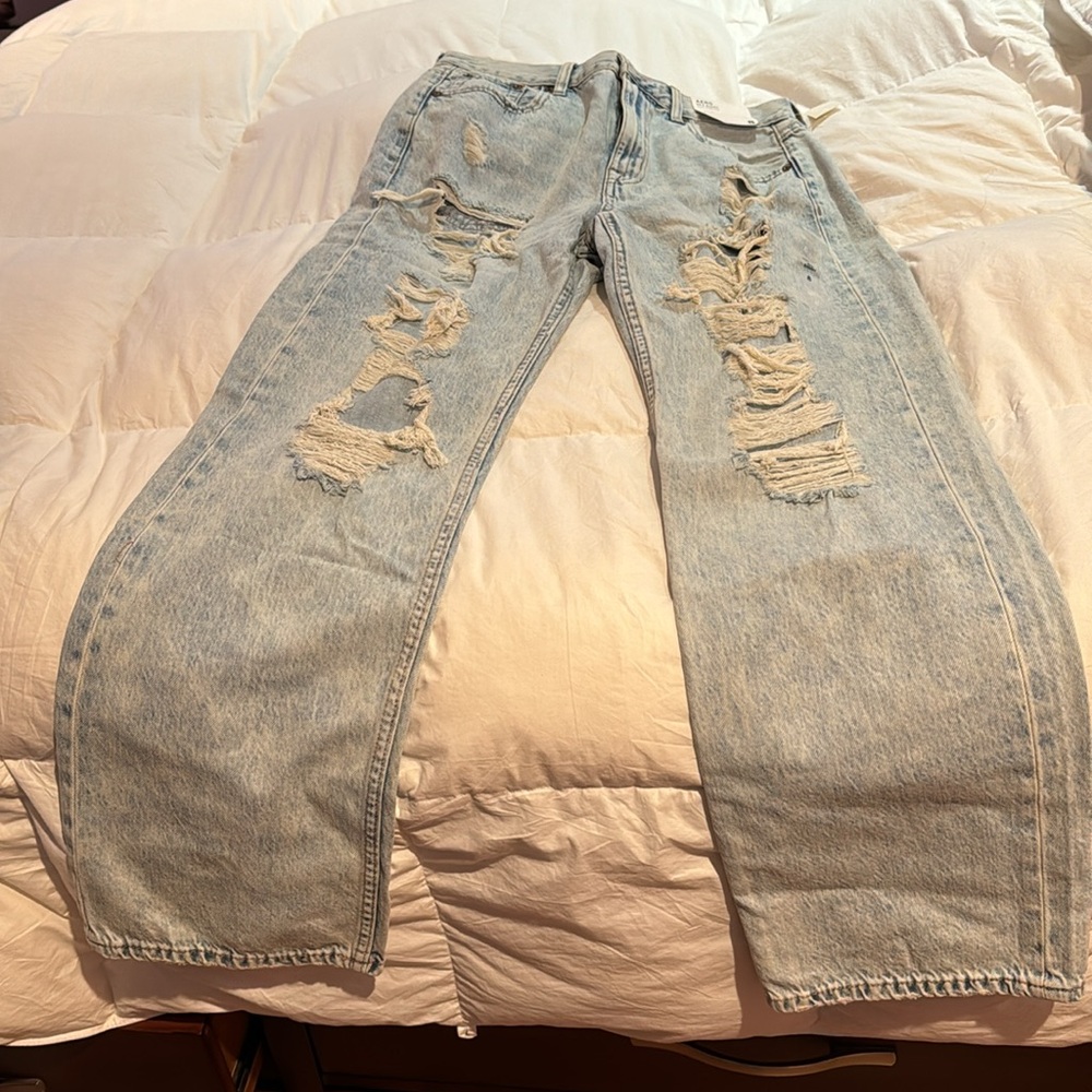 NWT Areo 90’s baggy non stretch
